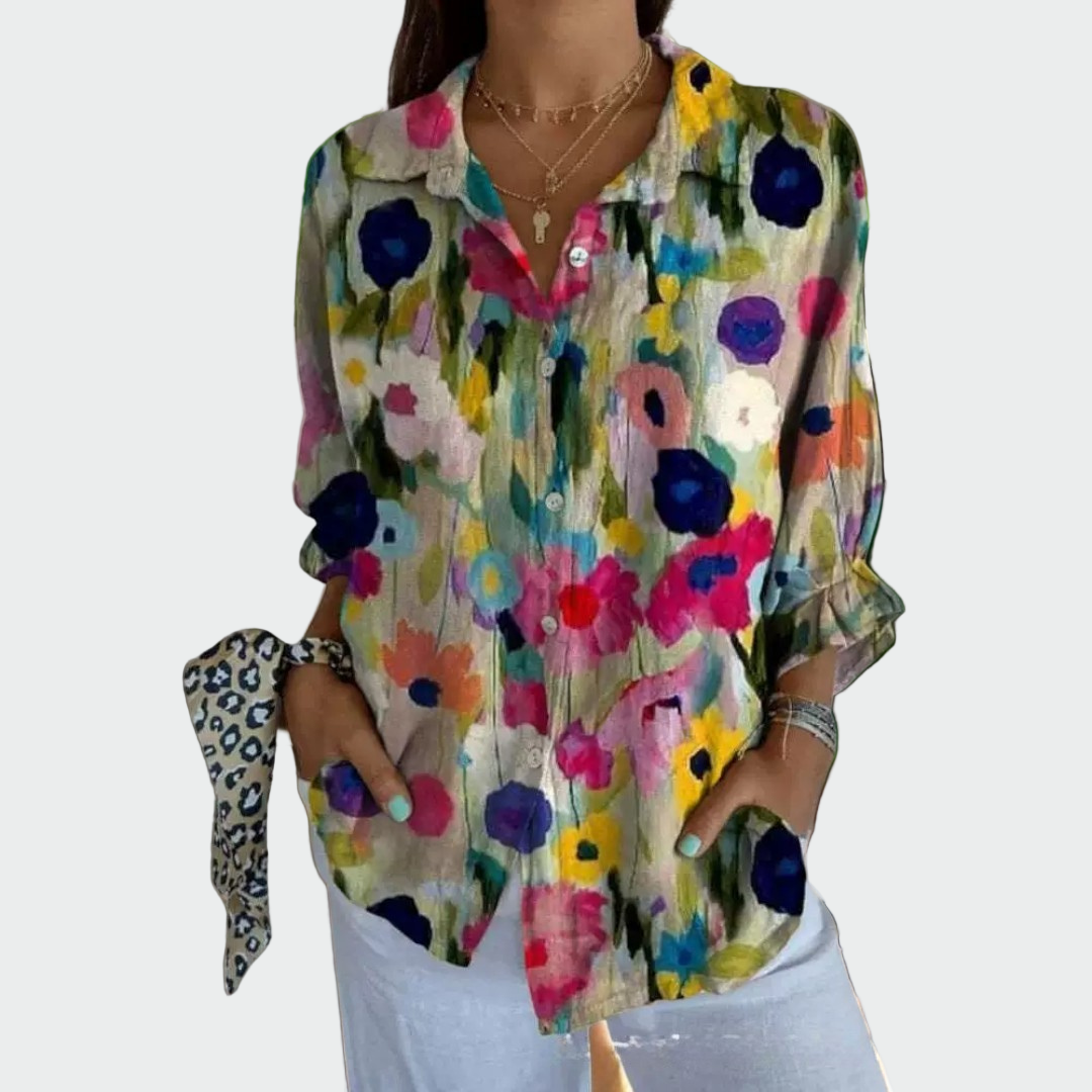 おしゃれな花柄シャツ