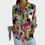 おしゃれな花柄シャツ